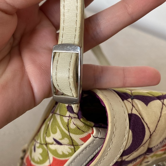 Vera Bradley Crossbody Bag - Picture 8 of 10